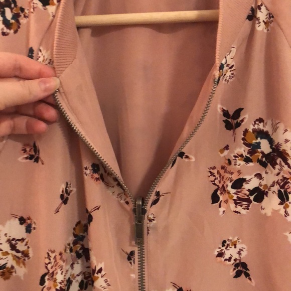 Lightweight REVERSIBLE BOMBER pink floral - Picture 2 of 5